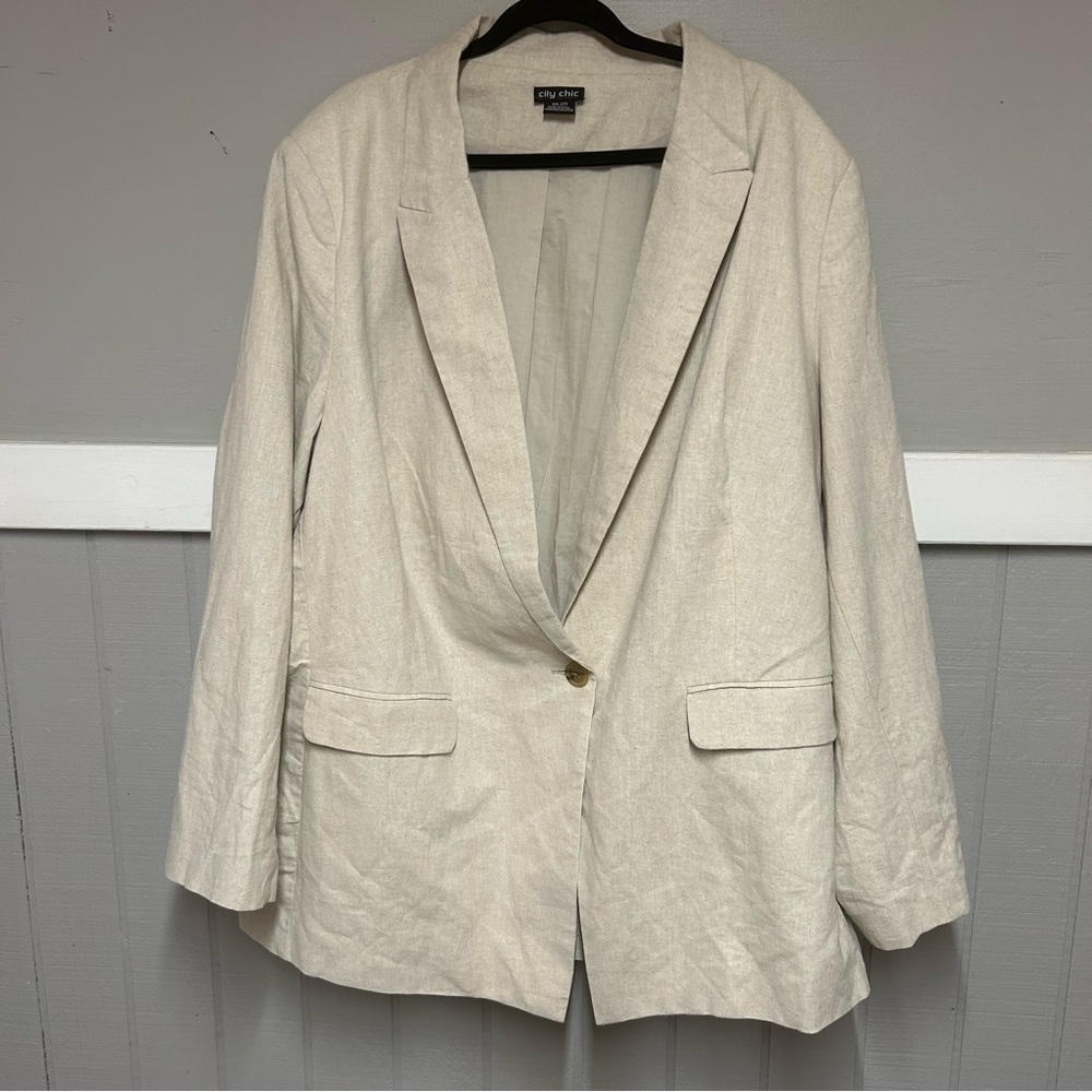 City Chic Women's Plus Size Sicilian Linen Blend blazer